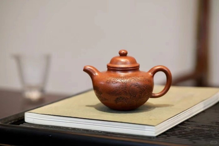 Jiang Po Hong Ni