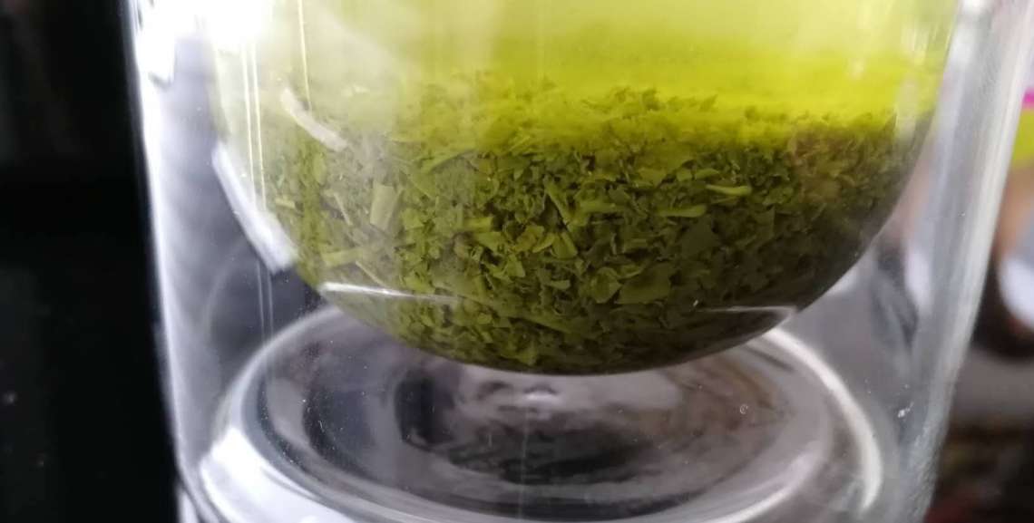 wet leaves Issaku tea review