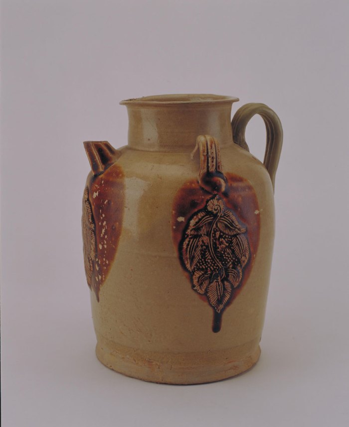 Tang Dynasty Changsha Kiln Brown Flagon
