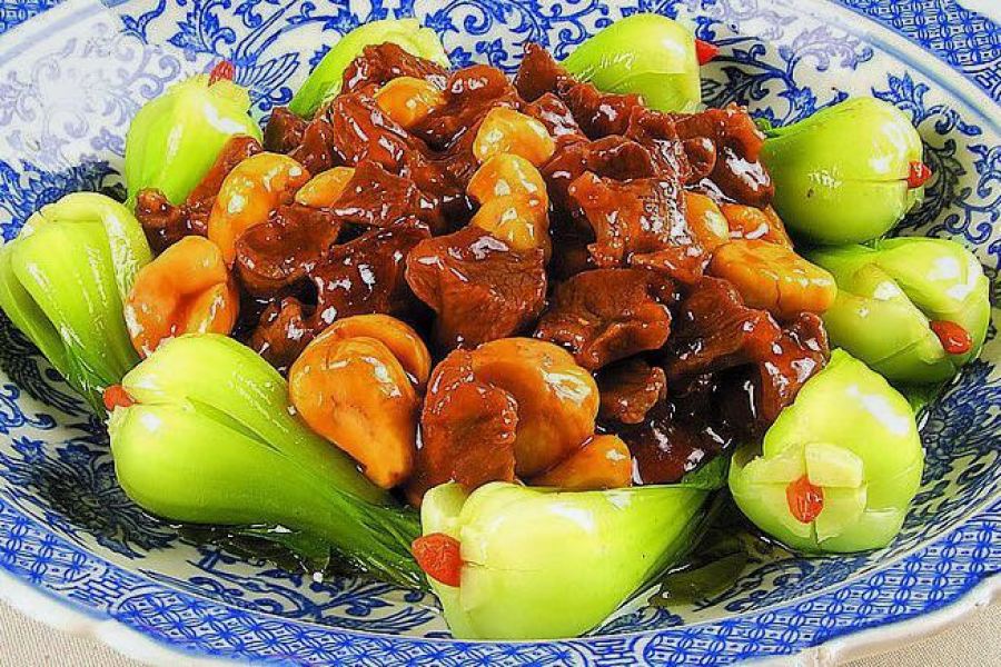 Chestnut and Pak Choi Stir-fry Ban Li Shao Cai Xin 板栗烧菜心