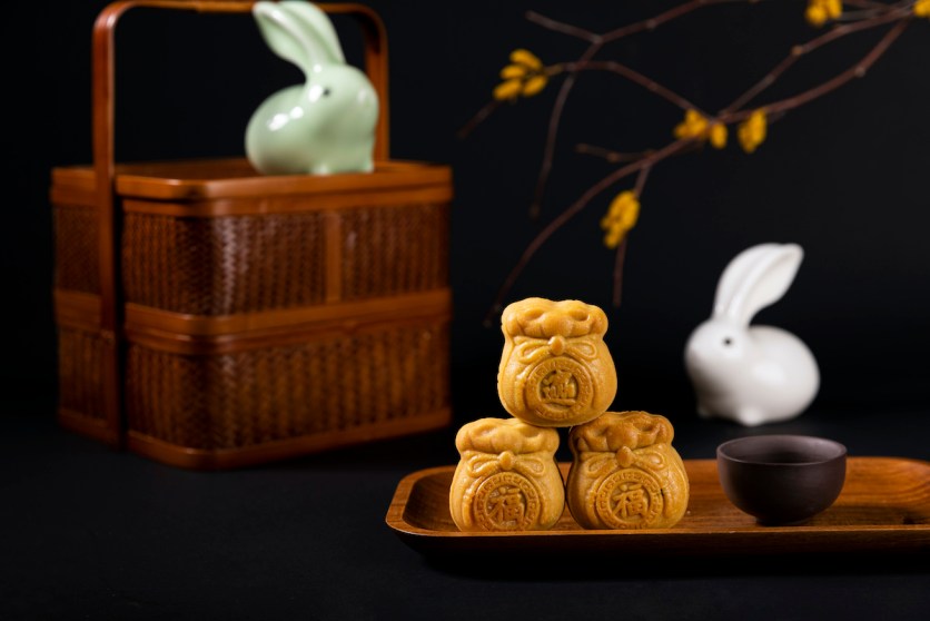 moon cake rabbit chang'e