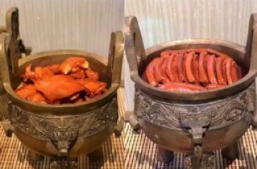 Roasted, deep fried and stewed pork (left) and lamb (right) of Zhou Dynasty